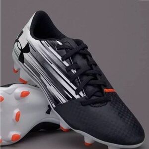 Under Armour Kids Spotlight
DL FG Soccer Cleats - 4 Y
White/Pheonix Fire/Black